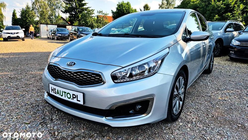 Kia Ceed 1.6 GDI XL - 1