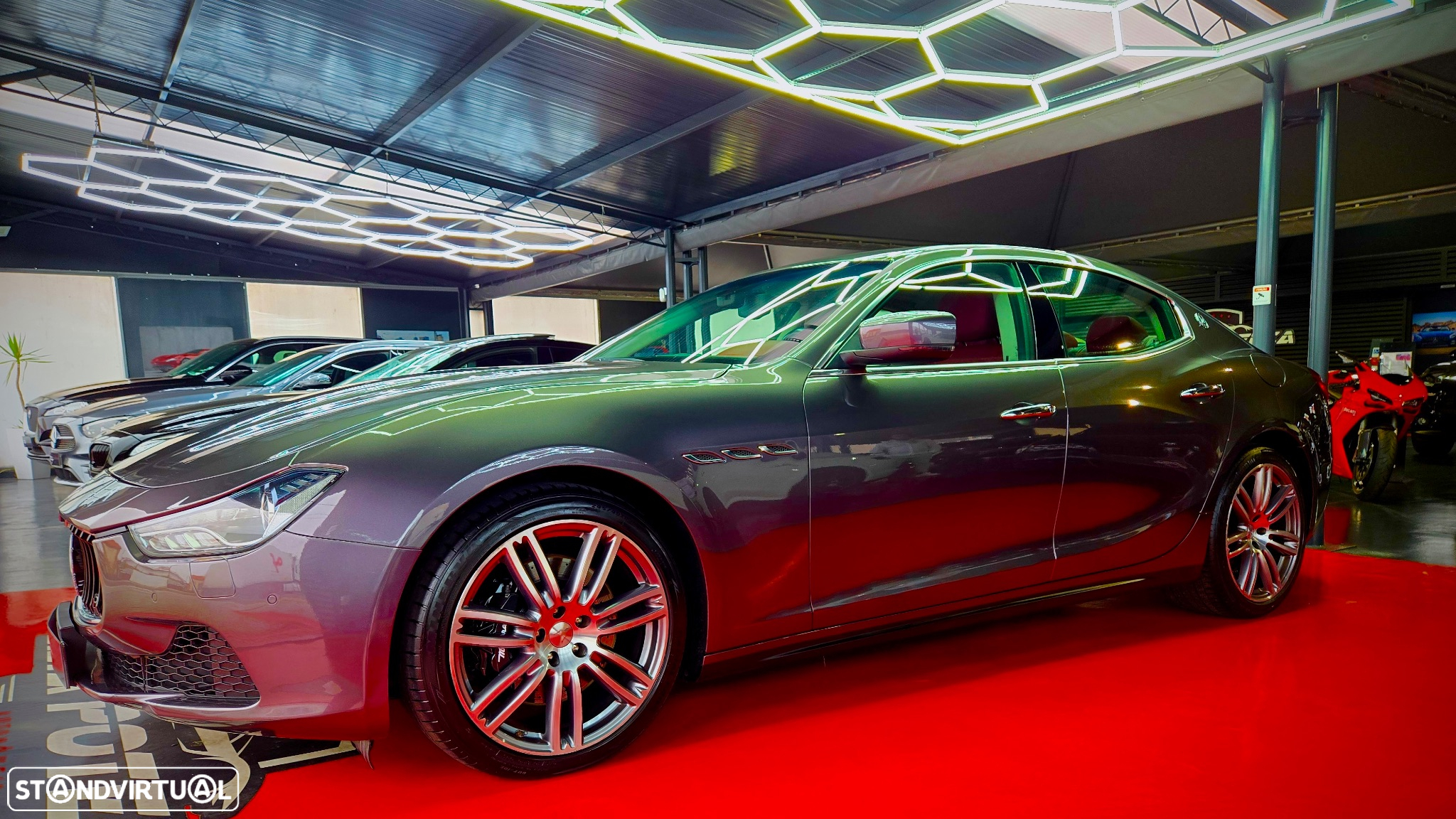 Maserati Ghibli 3.0 V6 - 10