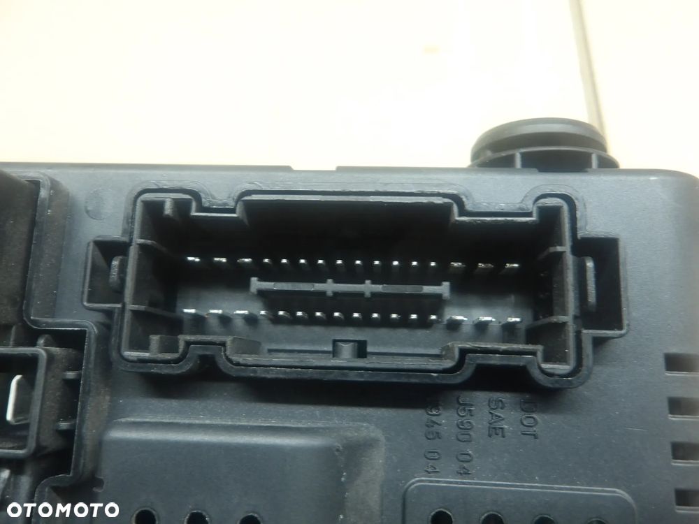 VOLVO S60 2.4B SKRZYNKA BEZPIECZNIKÓW MODUŁ CEM KOMFORTU 30786889 - 7