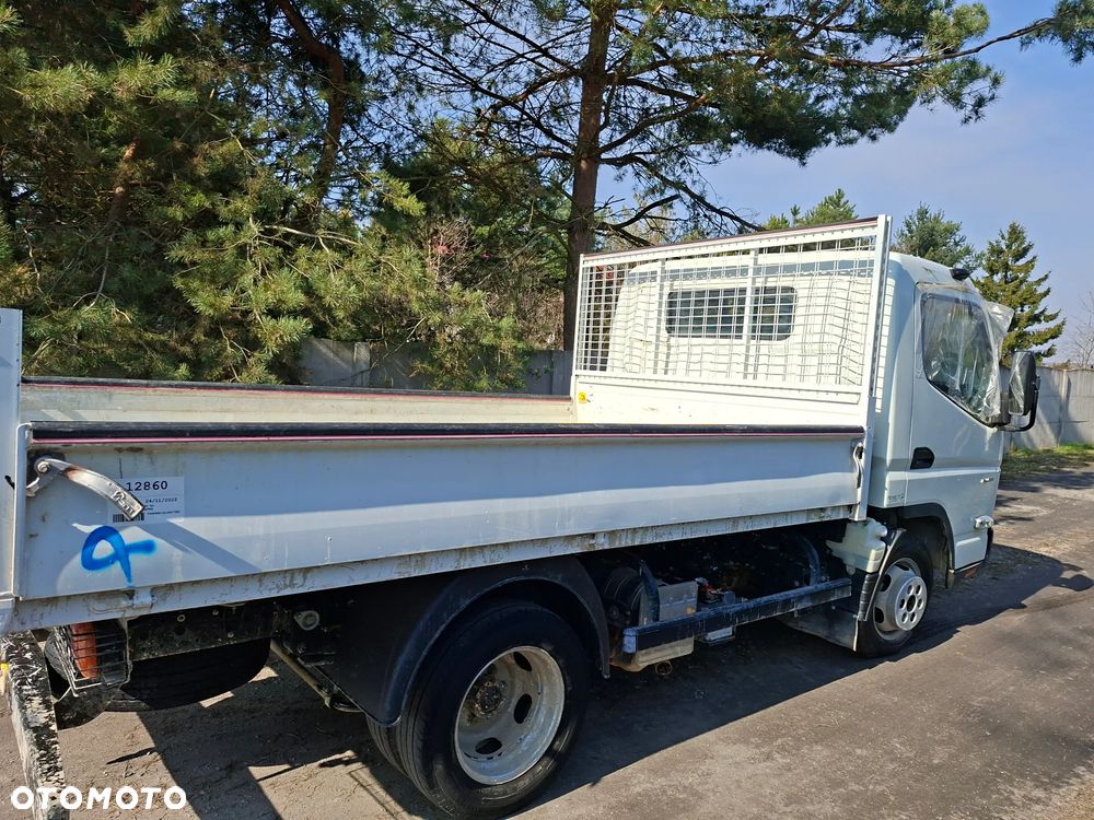 Mitsubishi Fuso Canter - 15