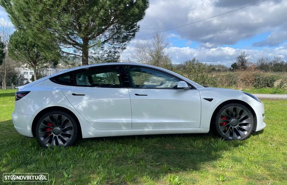 Tesla Model 3 Long Range AWD Dual Motor Performance - 3