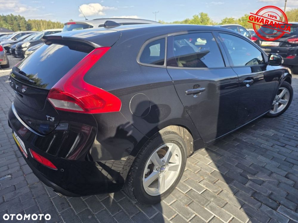 Volvo V40 T3 Ocean Race - 12