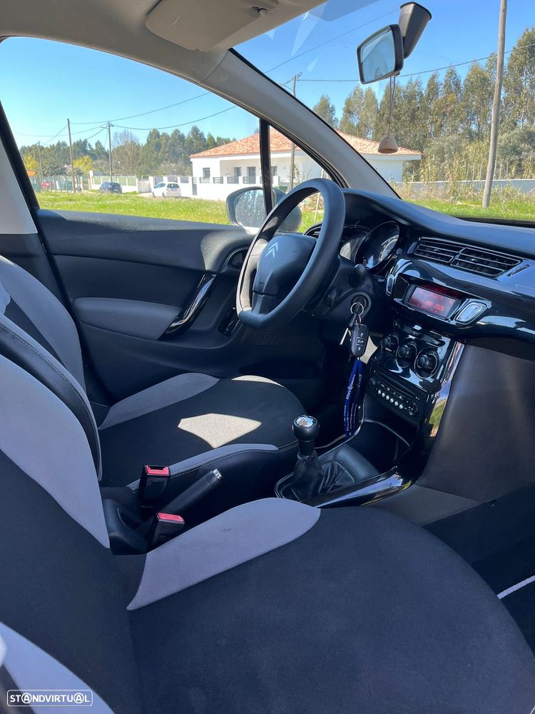 Citroën C3 1.2 PureTech Attraction - 4