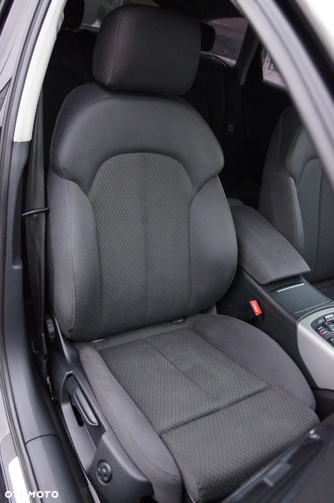 Audi A6 Avant - 27