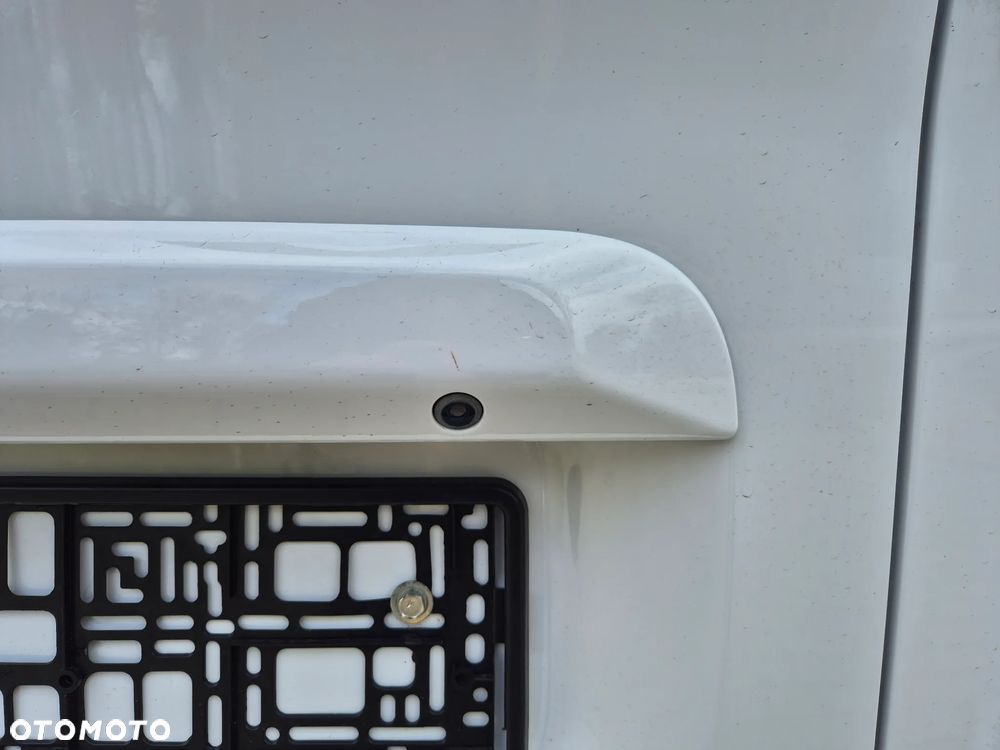 Opel Vivaro / Expert / Scudo / Jumpy / Proace - 18