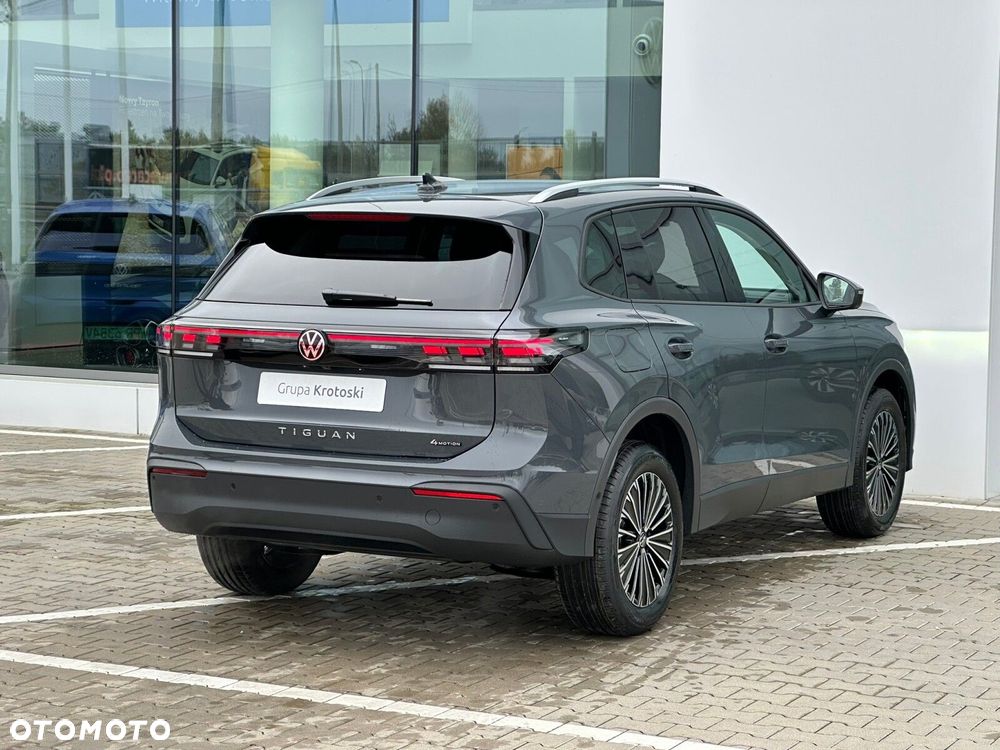 Volkswagen Tiguan 2.0 TSI 4Mot Life Plus DSG - 5