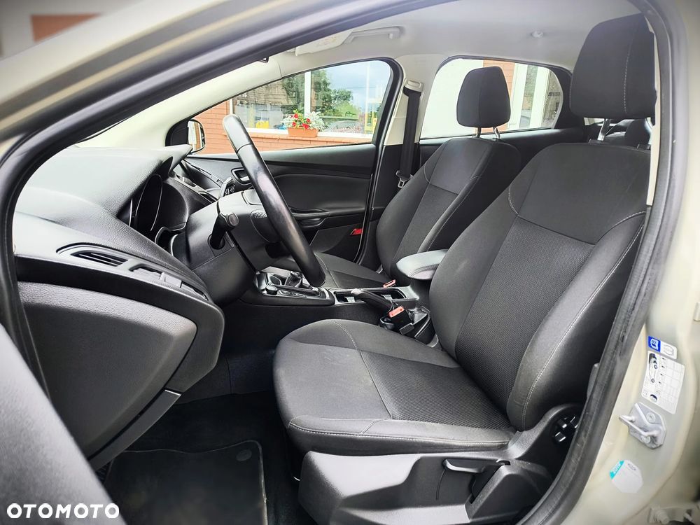 Ford Focus - 7
