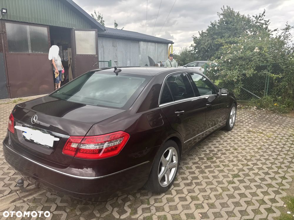 Mercedes-Benz Klasa E - 2
