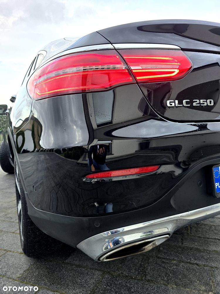 Mercedes-Benz GLC Coupe 250 4-Matic - 18