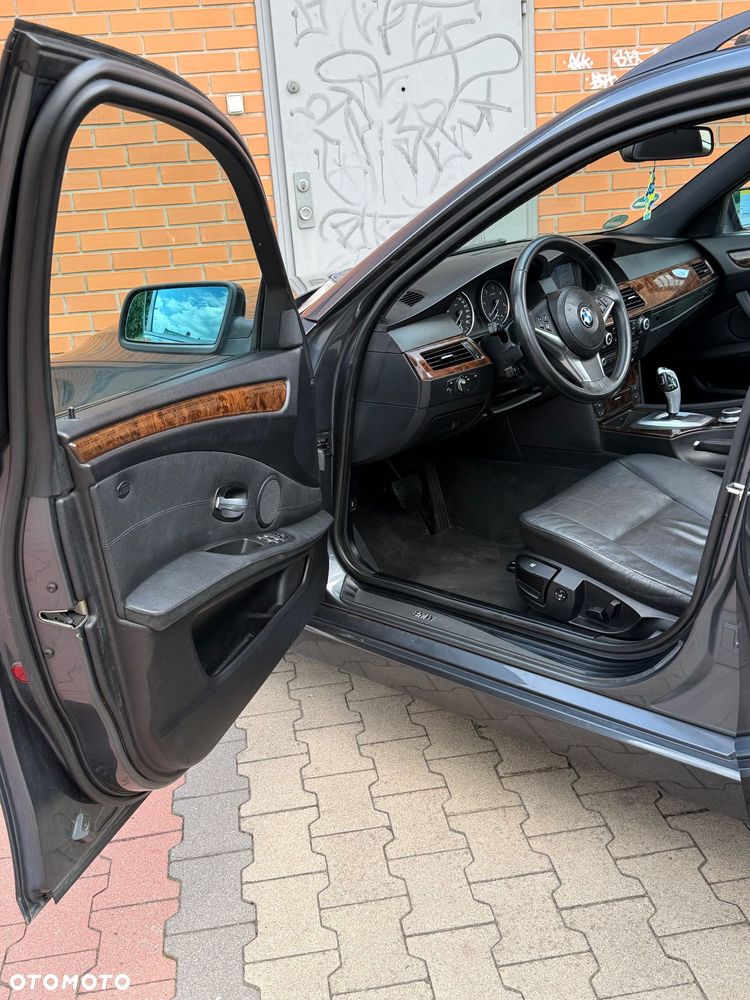 BMW Seria 5 - 25