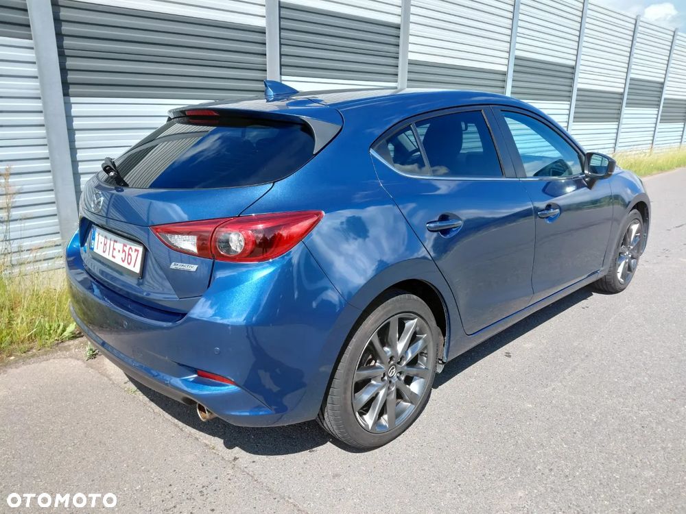Mazda 3 - 3