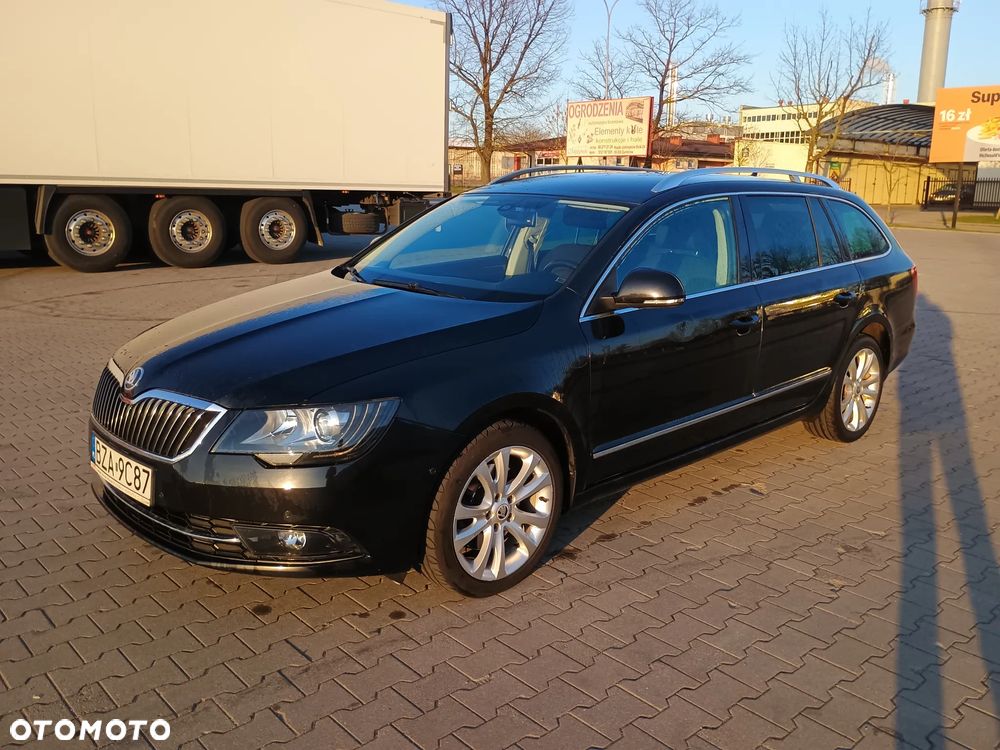 Skoda Superb 2.0 TDI Elegance - 4