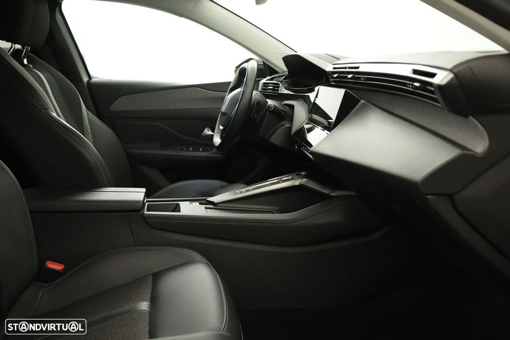 Peugeot 308 SW 1.2 PureTech Allure EAT8 - 18