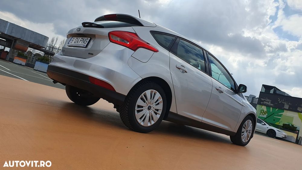 Ford Focus 1.0 EcoBoost Trend Edition - 29