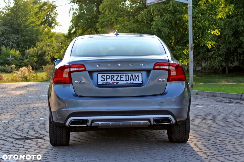 Volvo S60 Cross Country D3 Geartronic Momentum - 13