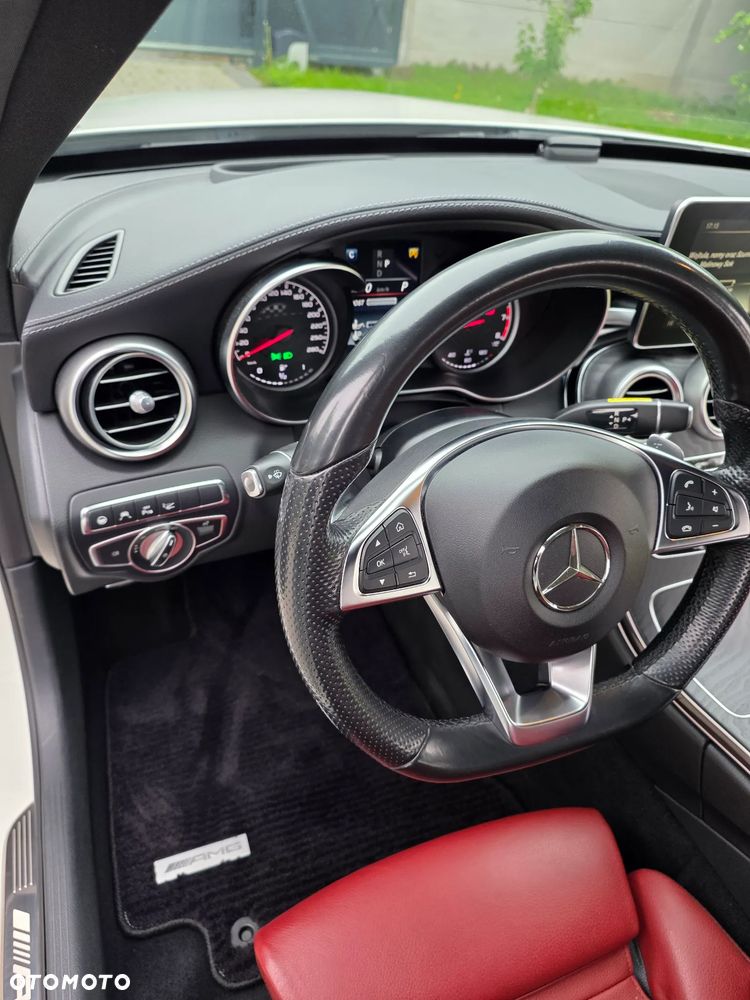 Mercedes-Benz Klasa C AMG 43 4Matic 9G-TRONIC - 22