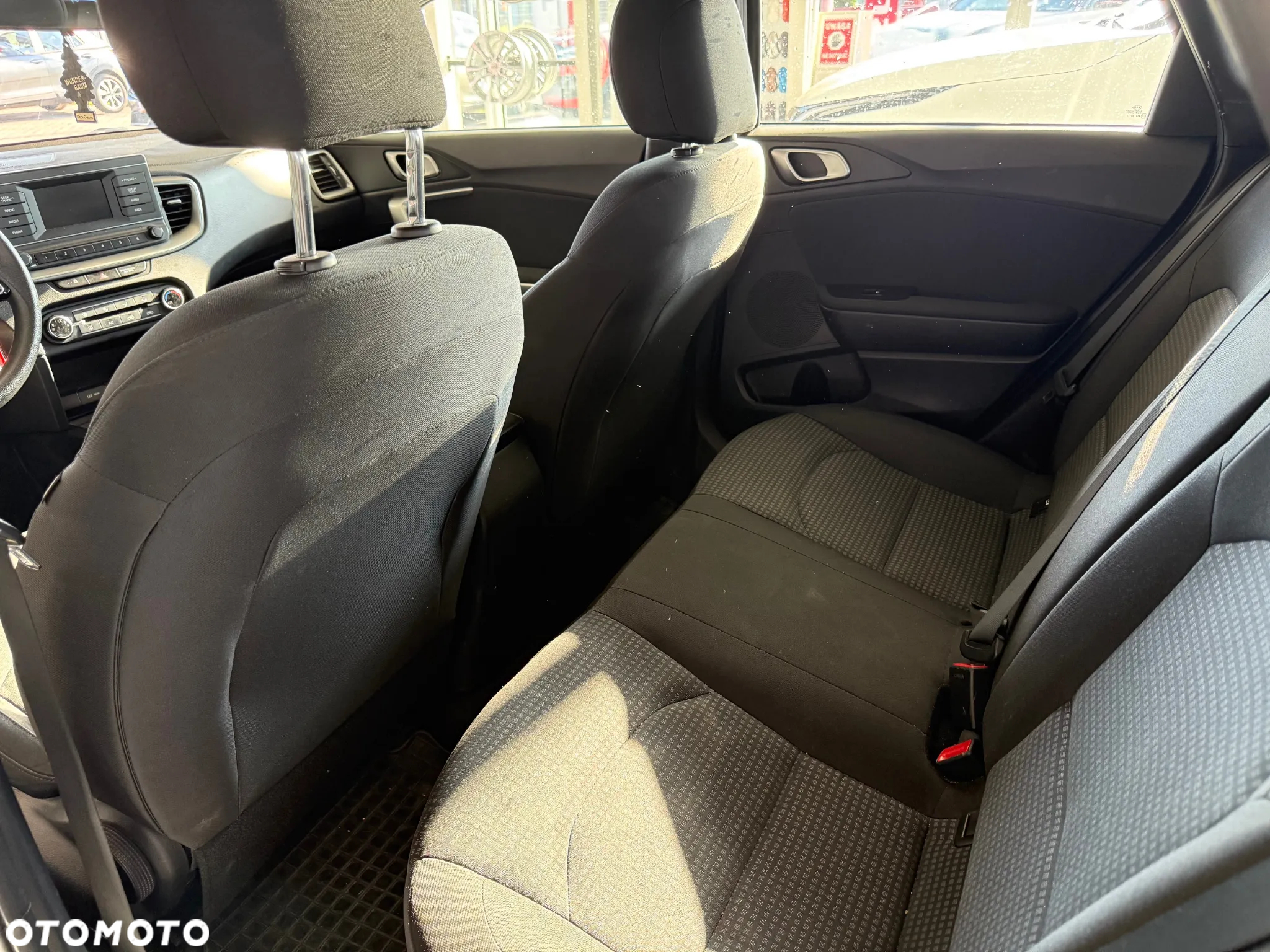 Kia Ceed 1.6 CRDi SCR M - 13