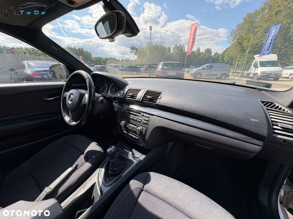 BMW Seria 1 118d - 27