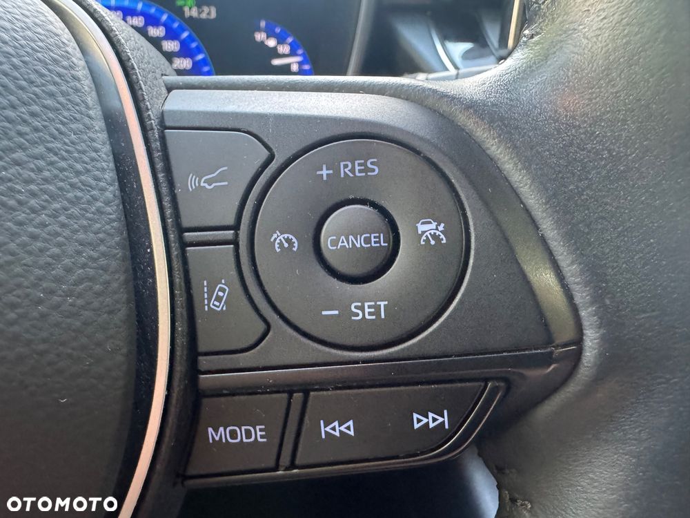 Toyota Corolla 1.8 Hybrid Executive - 19
