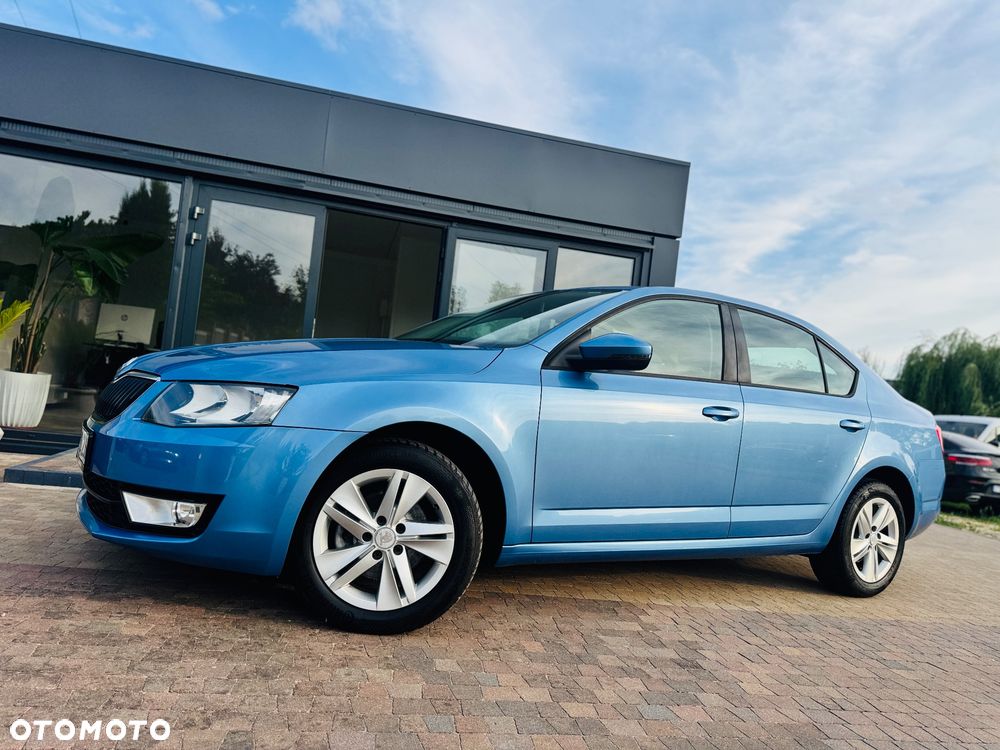 Skoda Octavia 1.6 TDI DPF Ambiente - 22