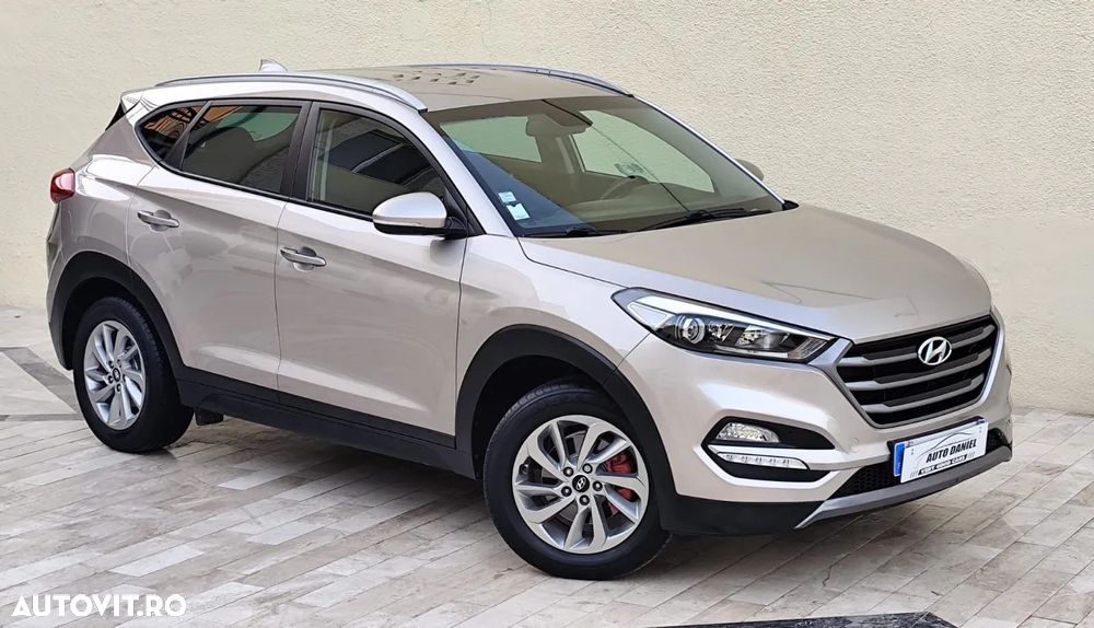 Hyundai Tucson - 2