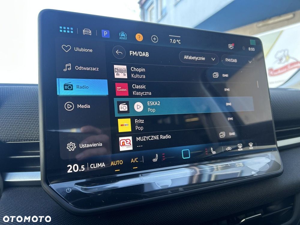 Volkswagen T-Roc - 14