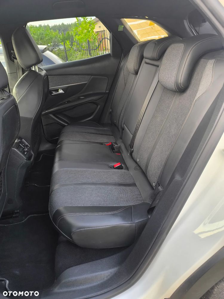 Peugeot 3008 1.5 BlueHDi Active S&S - 20