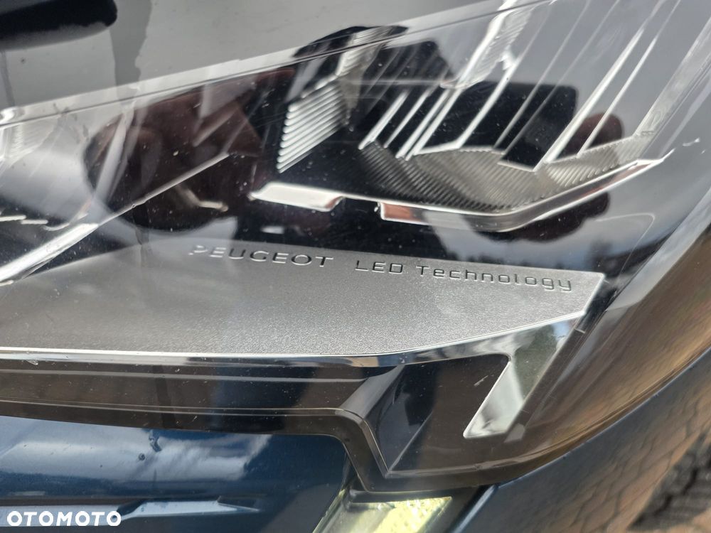 Peugeot 5008 BlueHDi 130 Active - 26