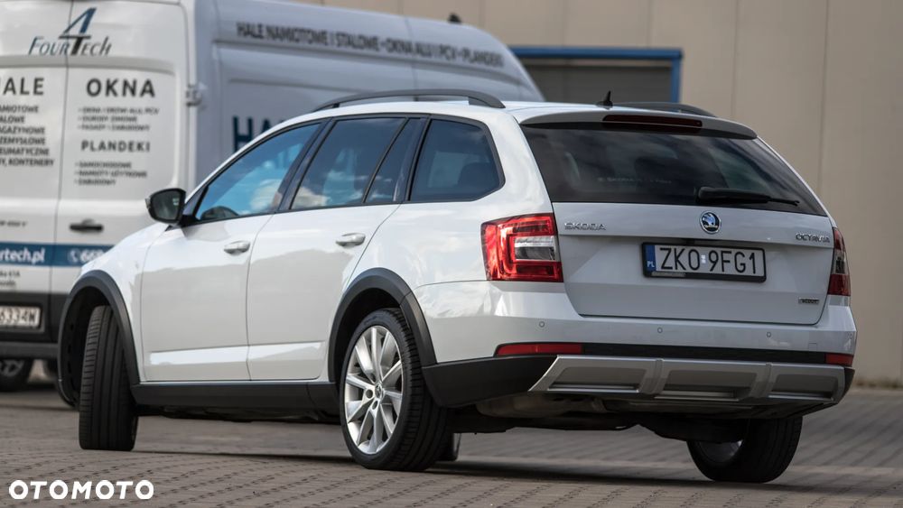 Skoda Octavia Scout 2.0 TDI 4x4 DSG - 18