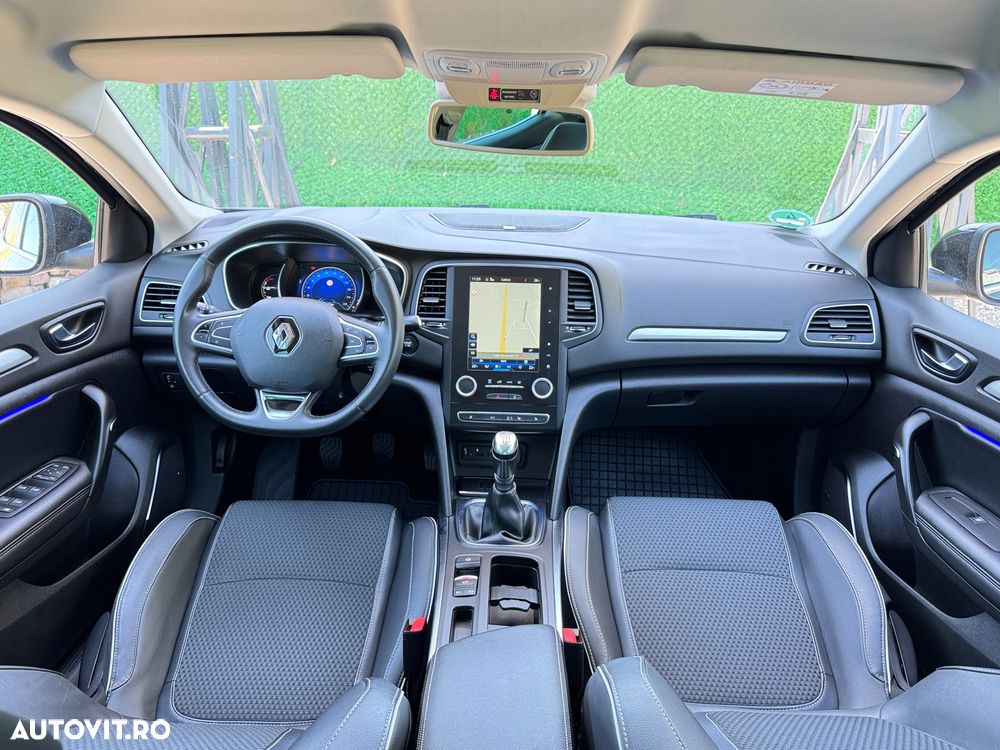 Renault Megane ENERGY dCi 130 BOSE EDITION - 9