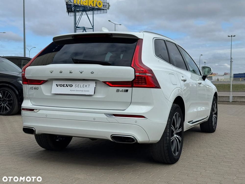 Volvo XC 60 B4 D AWD Inscription - 4