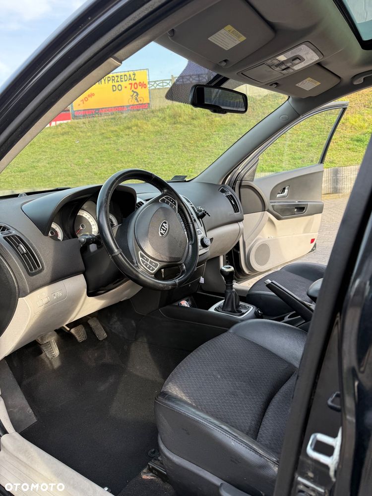 Kia Ceed Cee'd 1.6 Comfort - 18