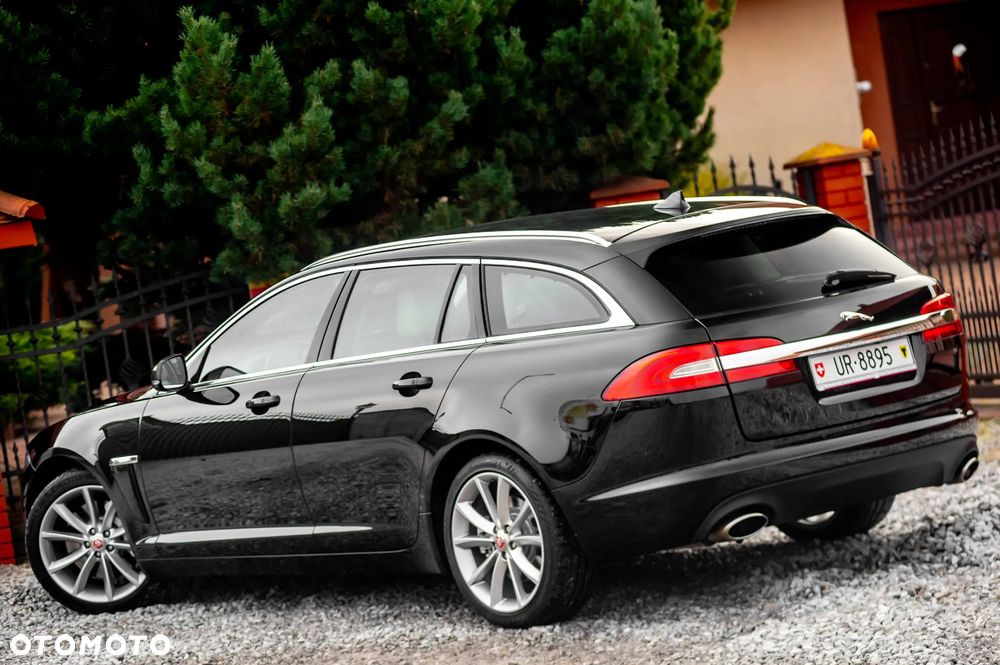 Jaguar XF 3.0 V6 S - 10