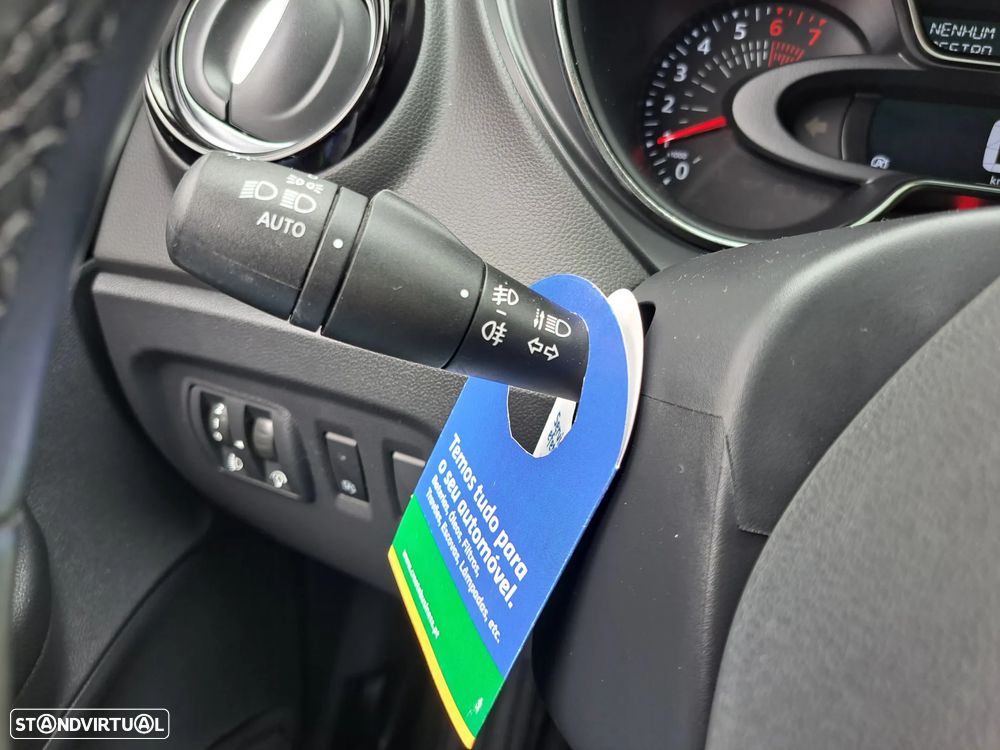 Renault Captur TCe 150 EDC GPF INTENS - 14