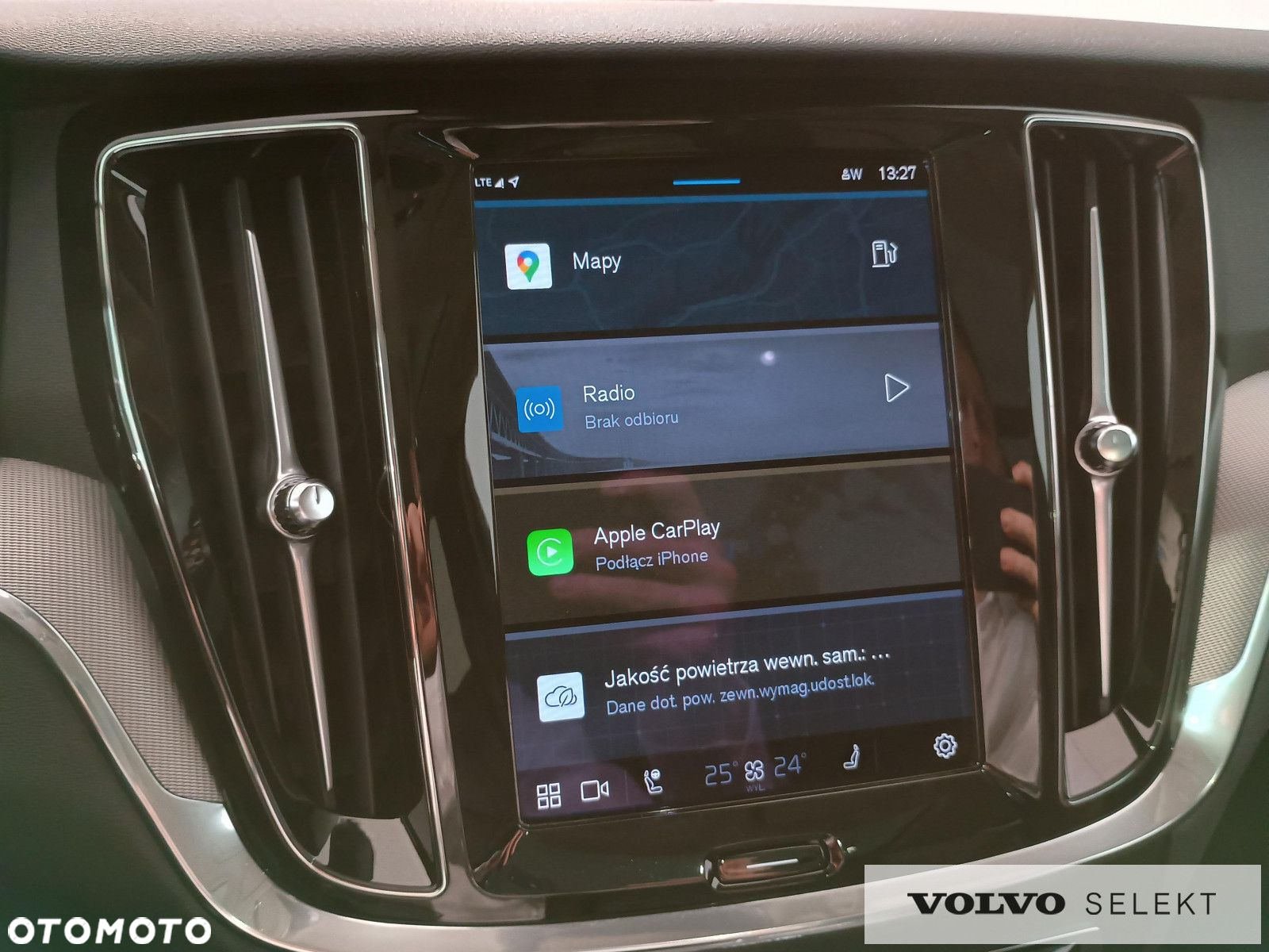 Volvo V60 Cross Country - 16