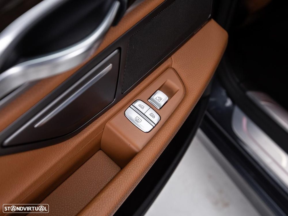 BMW 740 — fotografia 15