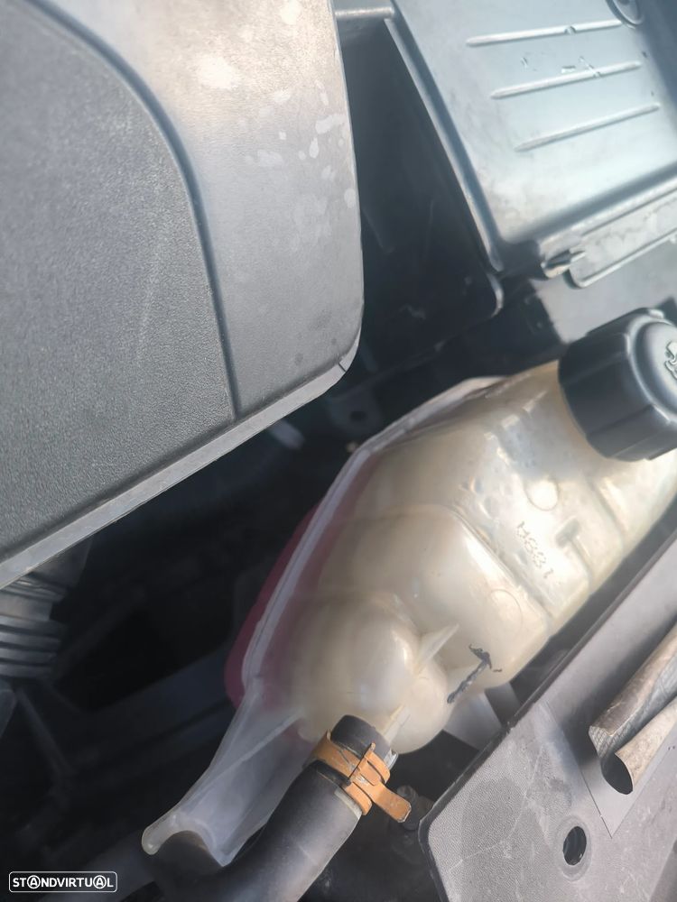 Renault Clio 1.2 16V Dynamique - 37