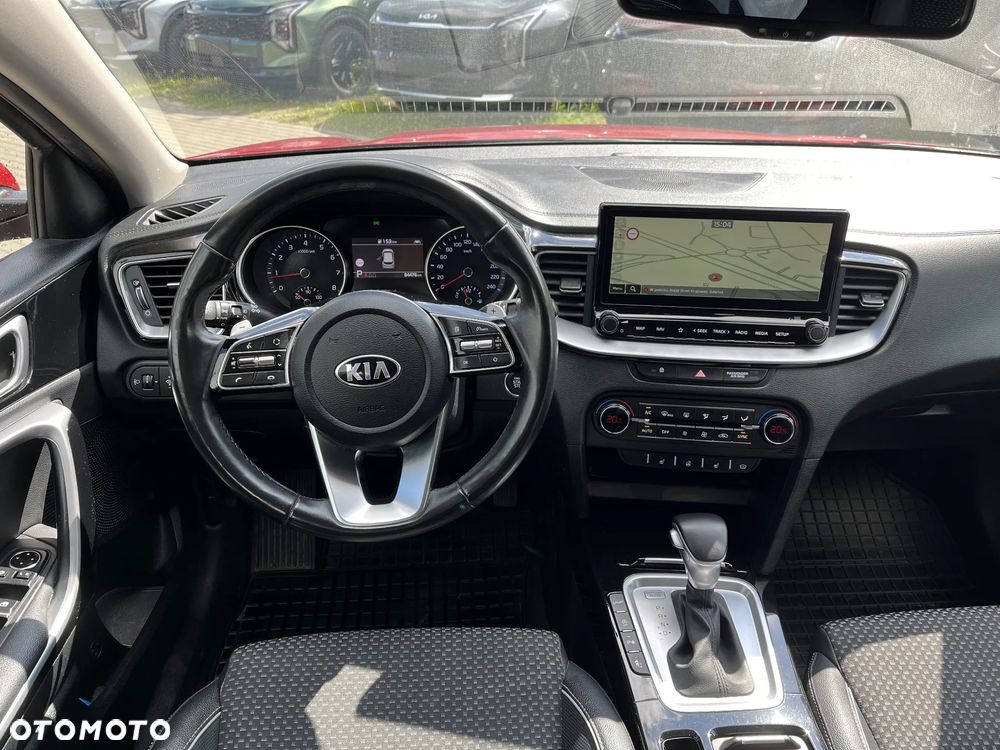 Kia XCeed 1.6 T-GDI L Business Line DCT - 13
