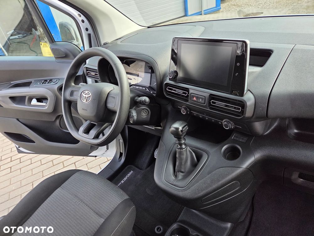 Toyota Proace City Verso 1.5 D-4D Business - 29