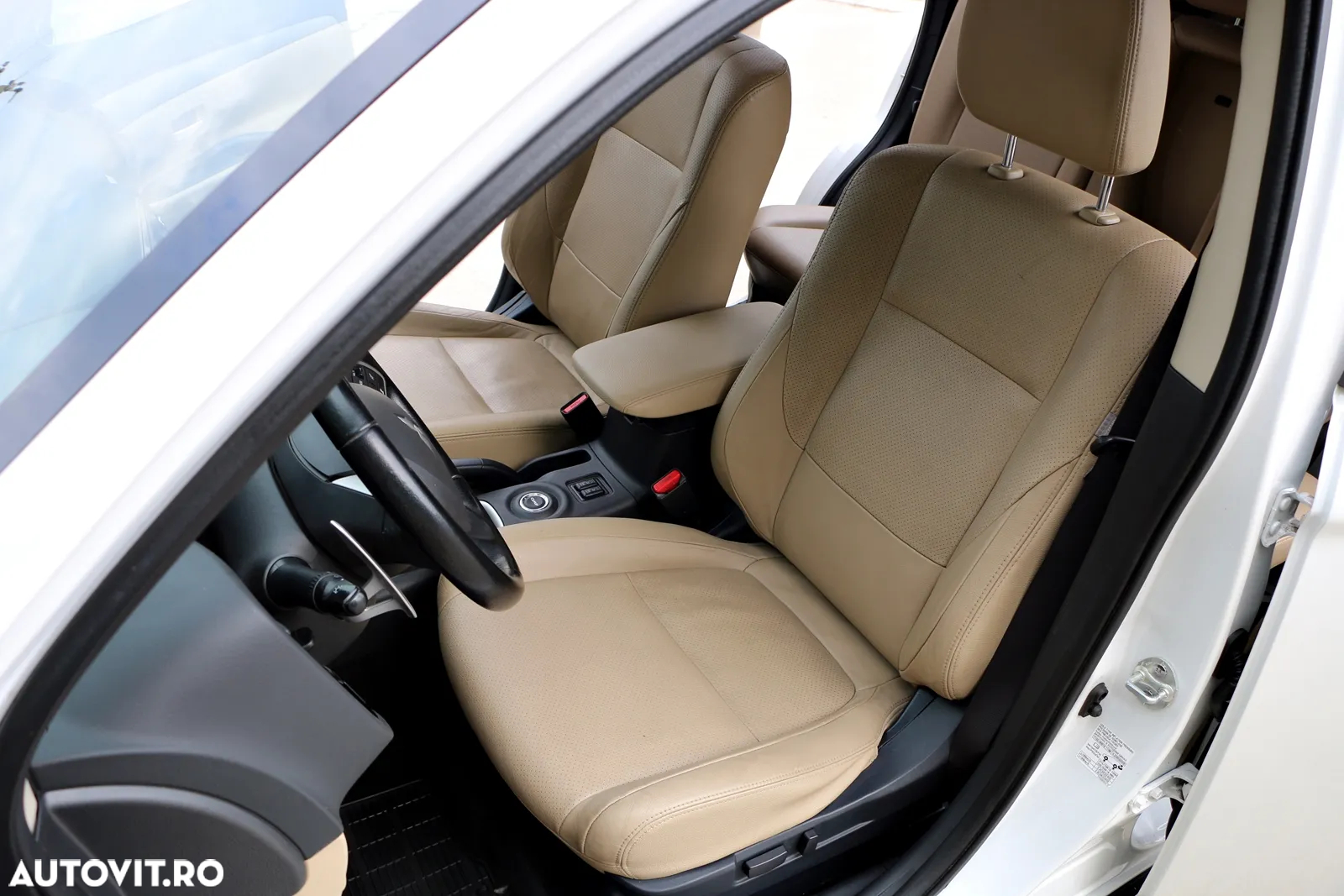 Mitsubishi Outlander 2.2 DI-D 4WD Automatik Diamant Edition - 24