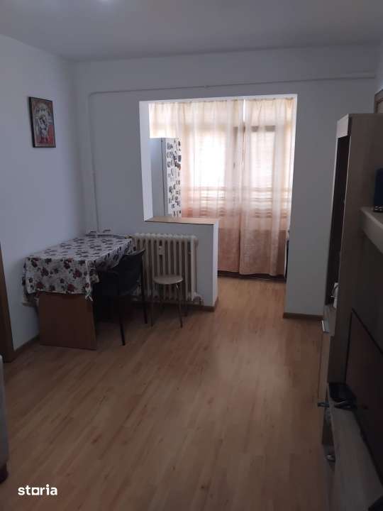 Apartament 2 camere, 34 mp, zona Craiovita Noua — fotografia 3