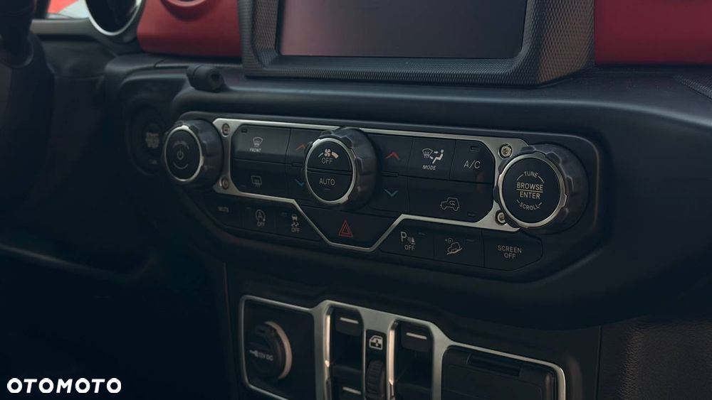 Jeep Wrangler Unlimited GME 2.0 Turbo Rubicon - 17