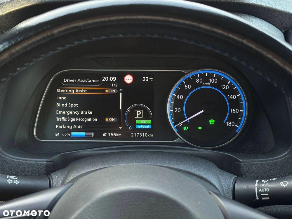 Nissan Leaf 40 kWh N-Connecta - 23