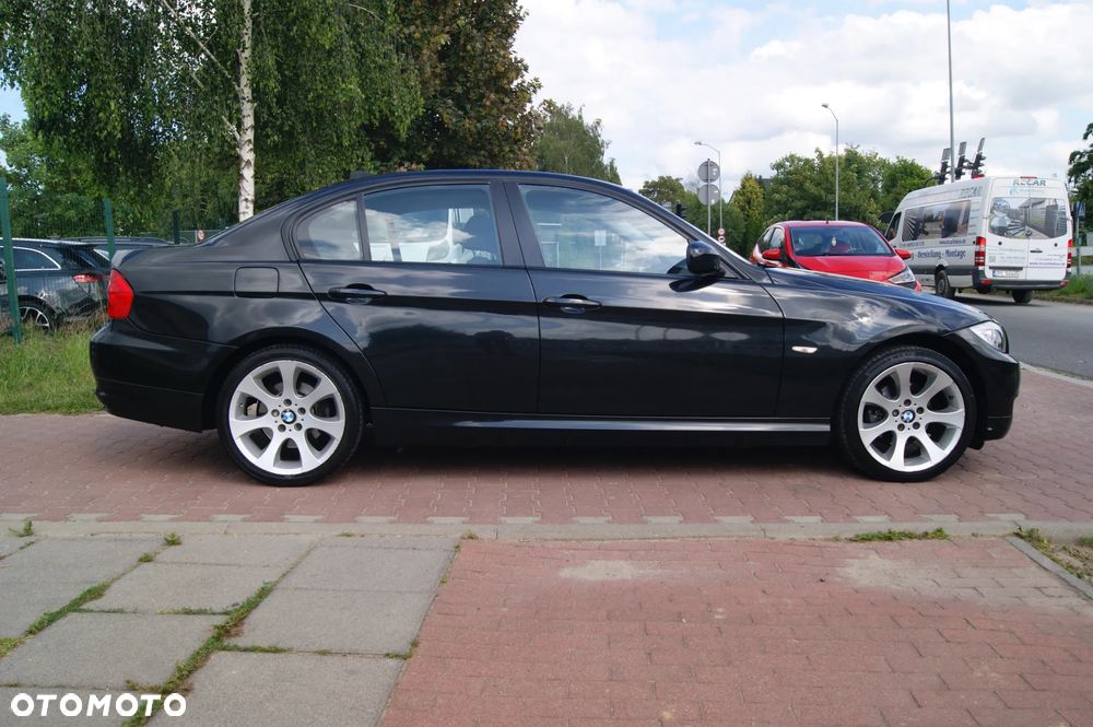 BMW Seria 3 320i Edition Sport - 4