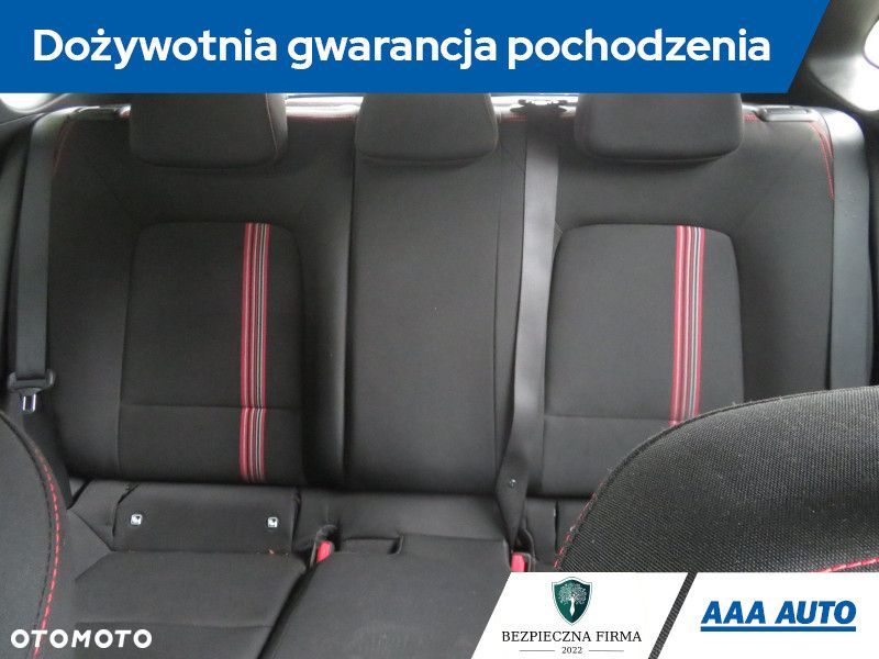Hyundai i20 - 12