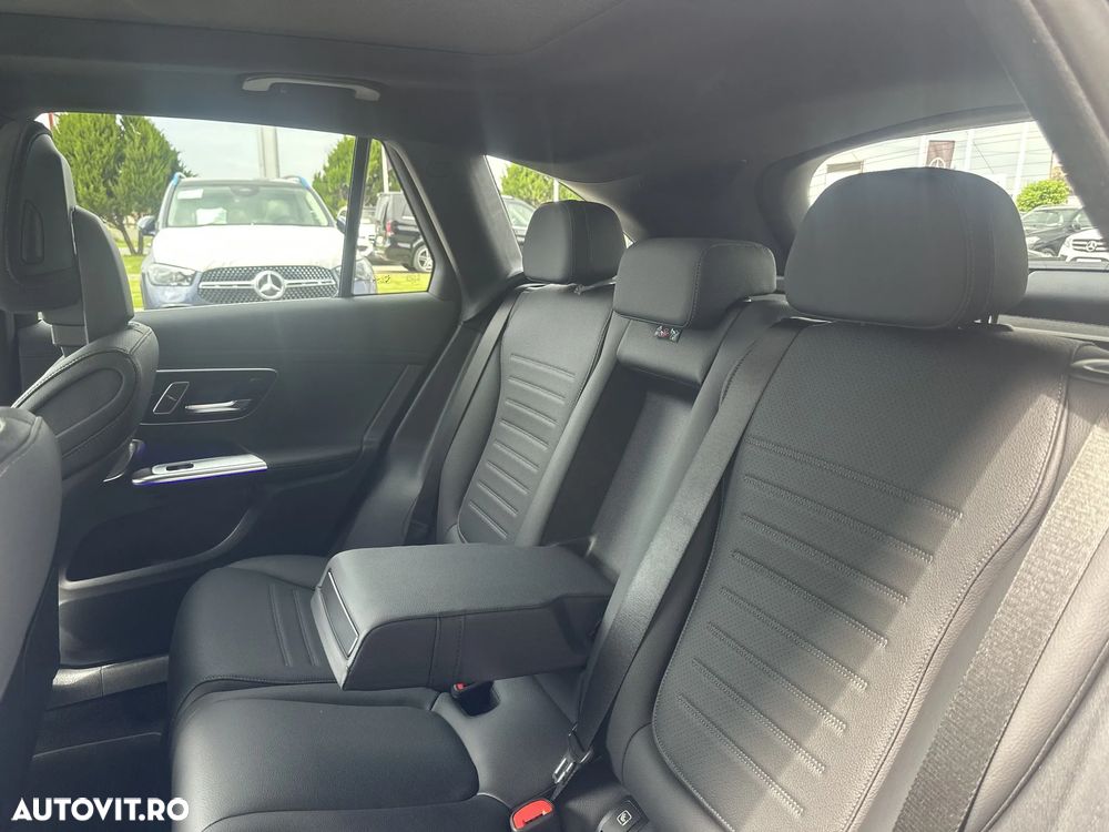 Mercedes-Benz GLC 300 e 4Matic 9G-TRONIC AMG Line Advanced - 21