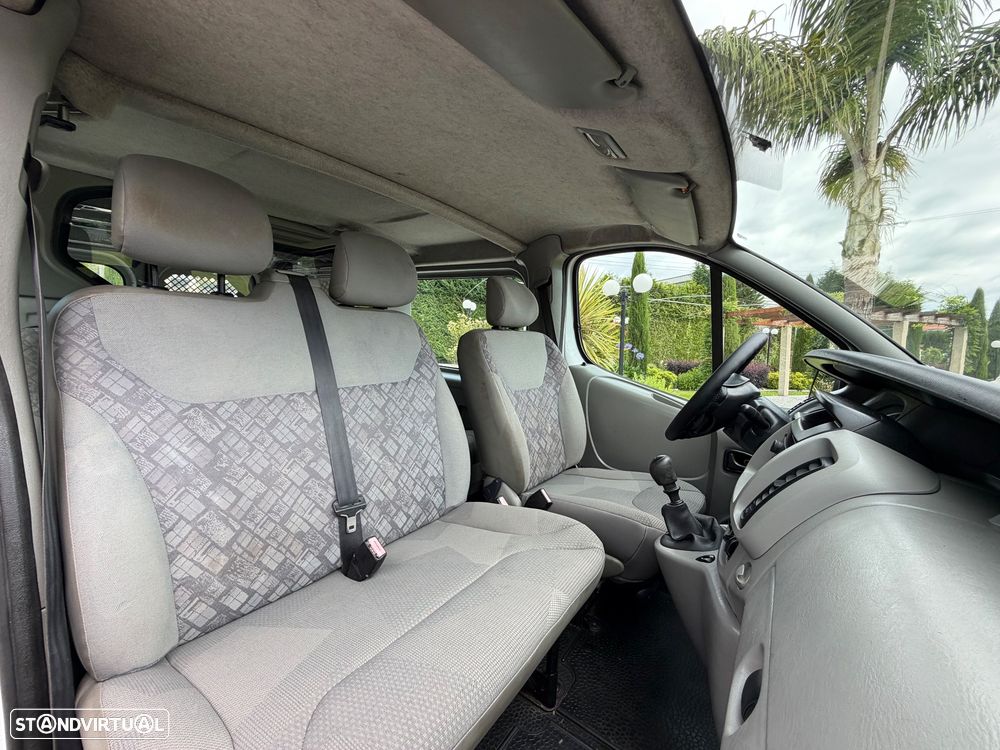 Opel Vivaro 1.9 DTi L2 H1 - 8