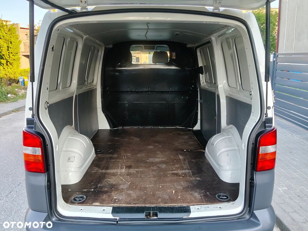 Volkswagen T5 - 5