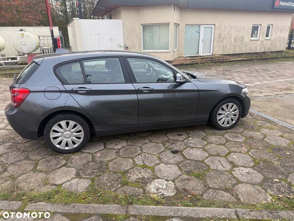 BMW Seria 1 116d EfficientDynamics - 12