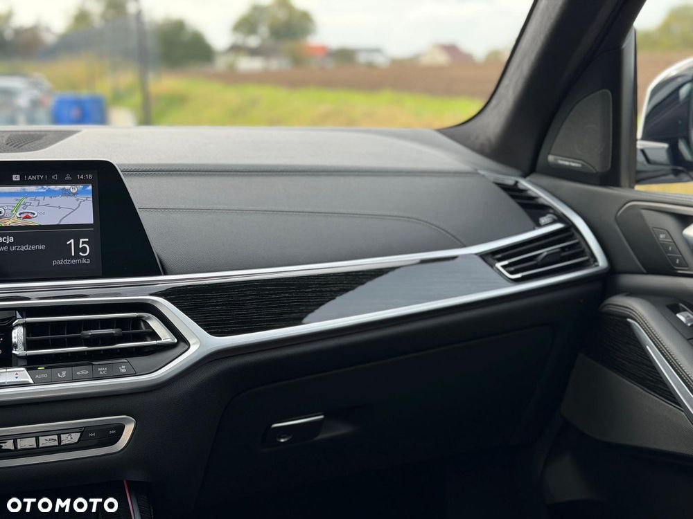 BMW X7 M50d sport - 15